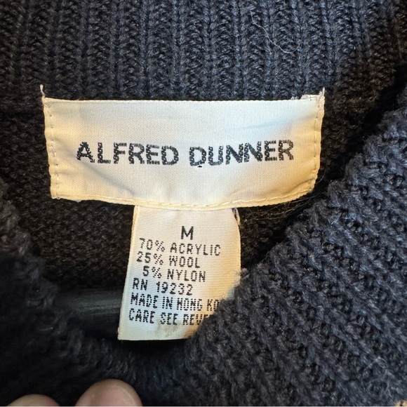 Vintage Embroidered Alfred Dunner Sweater - Picture 3 of 3